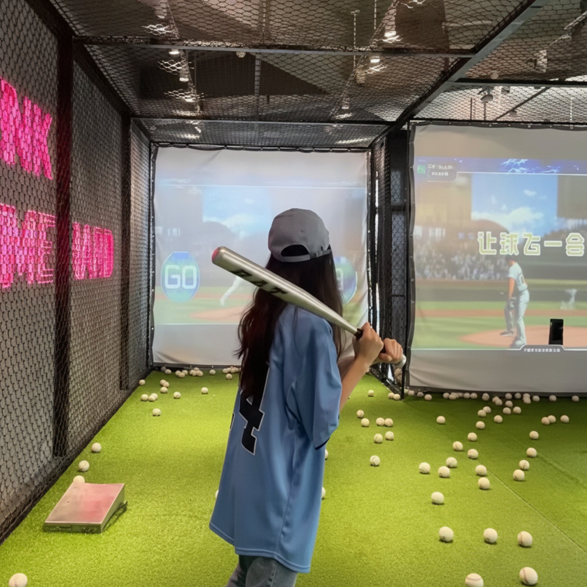 ApexLine ProStrike Virtual Baseball Simulator Cage